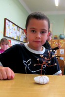 /album/a18-prosince-2014-vytvarna-dilna-pod-stromecek-dratkovani-/dratkovani-6-jpg/